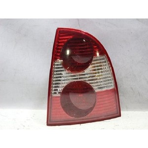 Luz Trasera Derecha Usada para Passat 3B5945096AE - Product Image 1