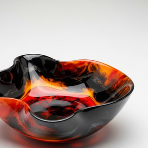 Bol décoratif en résine noire artisanale de luxe |   Bol décoratif sculptural moderne et brillant - Product Image 4