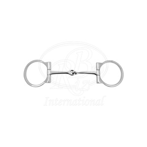 บิตเหล็กกล้าไร้สนิมแบบตะวันตก รุ่น D Ring Sweet Iron ขนาด 5.5 นิ้ว สำหรับขี่ม้า - Product Image 1