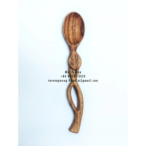 Cuchara de madera vietnamita ecológica Doussie con mango tallado en flor, agitador de té y café, vajilla al por mayor para exportación - Product Image 3