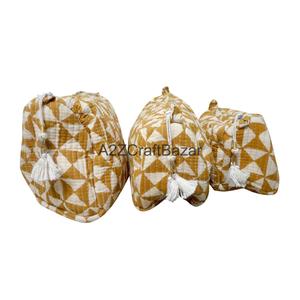 Ensemble de trousses de voyage en coton durable à motif pompon avec fermeture éclair - Organisateur de maquillage écologique réutilisable léger de petite taille - Product Image 2