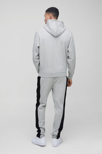Survêtement homme bicolore gris chiné en molleton de coton épais, deux pièces : sweat à capuche et pantalon de jogging fuselé, logo frontal, hiver - Product Image 3