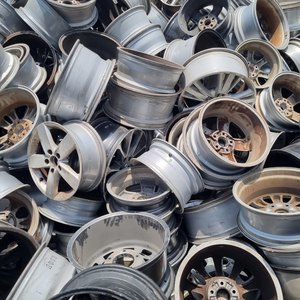 Déchets de jantes en alliage d'aluminium de haute qualité, déchets de moyeux de roue en aluminium, déchets d'aluminium, qualité supérieure, livraison rapide, Autriche, prix bas - Product Image 1