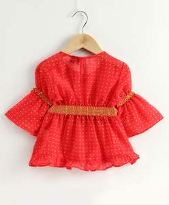 Conjunto de Ropa para Niñas, Top Peplum Rojo con Puntos y Pantalones Dhoti Amarillos, Estilo Étnico, Festivo, Tradicional, para Fiestas - Product Image 4