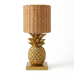 Lámpara de Mesa Moderna de Lujo de Madera de Piña con Bombillas Incandescentes para Decoración del Hogar, Lámpara de Escritorio Portátil y Diseño Personalizado - Product Image 1