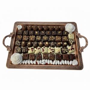 Plateau de service élégant pour bonbons et chocolats, plateau à dessert de grande qualité, plateau rectangulaire en métal doré pour événements spéciaux - Product Image 5