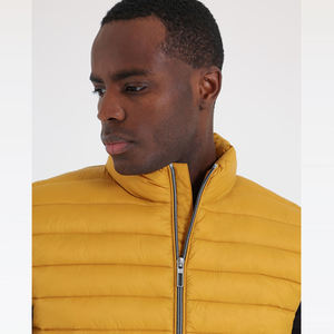 ออกแบบแจ็คเก็ตผู้ชายของคุณเอง แฟชั่นสตรีทแวร์คุณภาพสูง ซิปเต็มตัว ทรงเข้ารูป แจ็คเก็ตแขนกุดผู้ชายแบบหนา สั่งทำได้ - Product Image 5