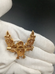AMAIRA JEWELS Gold Plated Eagle Shape Brooch <b>Pin</b> Silver Unisex Fashion Accessory Gift Handmade Jewelry Moissanite Polki for - Product Image 3