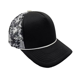 Casquette Trucker en Maille de Qualité Supérieure à Prix de Gros, Design Personnalisé, Style Décontracté, Effet Usé, Réglable, 100% Polyester avec Logo Personnalisé - Product Image 1