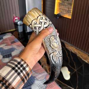 Corne à boire en agate de buffle sculptée, polie, de style viking antique, artisanat naturel écologique de haute qualité, fabriquée en Inde - Product Image 4