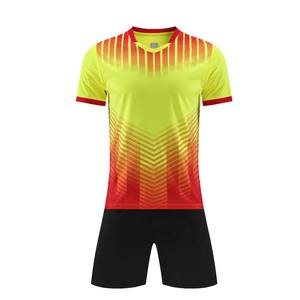 Nuevo Diseño OEM, Jersey de Fútbol Sublimado de Manga Corta para Hombre, Conjuntos con Logotipo del Equipo, Uniforme de Fútbol Transpirable - Product Image 3