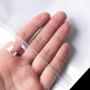 Bolsas Ecológicas Impermeables con Cierre Reutilizable y Estampado en Caliente para Guardar Ropa, Calcetines y Lavandería - Product Image 5