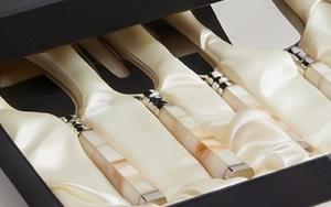 Elegant <b>Cheese</b> <b>Knife</b> <b>Set</b> With Resin Handles Stainless Steel Blades Eco Friendly Durable For Kitchenware Use And Hotel Use - Product Image 4
