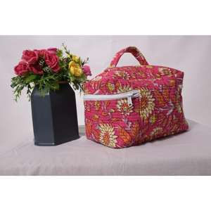 Grande trousse de maquillage florale matelassée en coton, organisateur de cosmétiques fait main, pochette de toilette de voyage avec fermeture éclair pour femme - Product Image 3