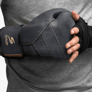 Gants de MMA en cuir élégants pour hommes et femmes avec ajustement confortable, coutures durables, imperméables et respirants pour une utilisation à long terme - Product Image 5
