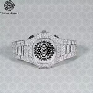 Montre de luxe Charm Jewels en acier inoxydable, incrustée de diamants, mouvement mécanique analogique, cadran de 42 mm, date automatique, résistante à l'eau 10 ATM - Product Image 3