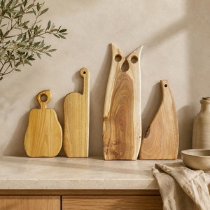 Planche à découper et bloc de découpe en bois de teck à grain traversant, écologique, faite à la main, avec trou de suspension, Khadim Handicrafts, épaisseur 1,5 cm - Product Image 3