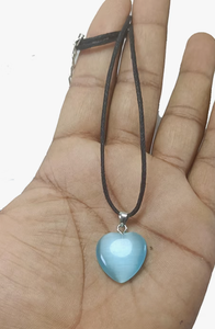 Collier pendentif cœur en pierre précieuse Monalisa bleu aqua, avec cordon en cuir noir réglable, bijoux de type choker, vente en gros - Product Image 3