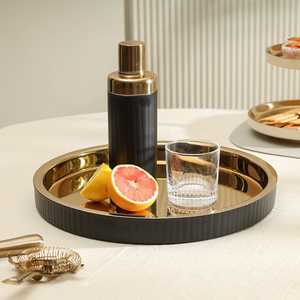 Plateau de service classique en métal, durable et décoratif, pour la cuisine, la maison, les restaurants, les hôtels, les mariages et les réceptions. - Product Image 5