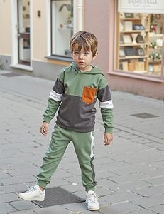 ชุดกีฬาแนวสตรีทแฟชั่นสำหรับเด็ก เนื้อผ้าเบาสบาย คุณภาพพรีเมียม พร้อมส่งออก มีหลายขนาด - Product Image 2