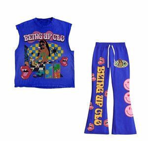 Conjunto de Camiseta y Pantalones Cortos de Algodón 100% de Alta Calidad con Diseño en Blanco, Lavado Ácido y Logotipo Frontal, Estilo Streetwear Desgastado Personalizado - Product Image 5