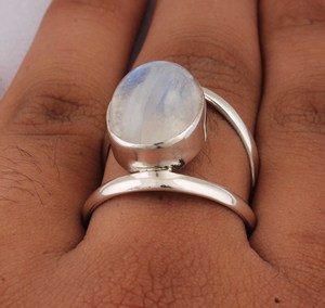 Natural Rainbow Moonstone <b>Ring</b> 925 Sterling Silver Jewelry Blue Fire Gemstone <b>Ring</b> Vintage Style <b>Statement</b> <b>Ring</b> for Women - Product Image 3