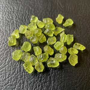 Raw <b>Peridot</b> Crystals Natural Green August Birthstone Healing Gemstone Rough Stone For Jewelry Making Bulk Supply - Product Image 1