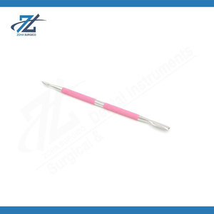 Pousse-cuticules et nettoyeur professionnel pour ongles, outil de manucure et pédicure pour l'élimination des ongles incarnés, en acier inoxydable, fabriqué au Pakistan - Product Image 6