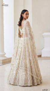 Ensemble Lehenga Choli pour femme NOIIR PIGEON, en soie Banglori, avec filet papillon |   Ensemble 3 pièces non cousu, séchage rapide, sans plis - Product Image 4