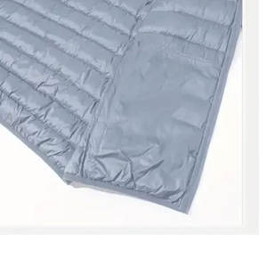 Chaqueta de Invierno de Alta Calidad OEM, Chaqueta Acolchada Brillante Personalizada para Hombre, Chaqueta Impermeable - Product Image 4