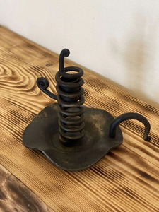 Candelabro de cortejo en espiral de hierro forjado hecho a mano, portavelas de Metal en forma de resorte para Navidad para decoración festiva - Product Image 5