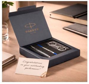 Coffret Cadeau Parker Edition Spéciale Vector, Stylo Roller à Finition Chromée avec Porte-clés Parker, Idéal pour Offrir, Cadeau Élégant pour - Product Image 1