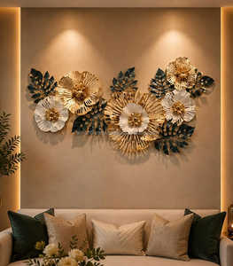 Décoration murale moderne en métal vertical, sculpture florale grimpante encadrée gris argenté pour salon et chambre à coucher - Product Image 4