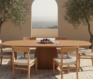 Table à manger Merryjane en teck minimaliste et écologique, artisanat moderne de qualité supérieure pour café haut de gamme et intérieur de maison - Product Image 1