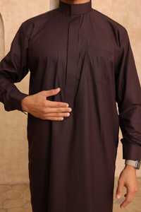 Abaya d'hiver respirante et légère pour hommes musulmans, grande taille, 100 % polyester, style vintage, longueur au sol, manches longues, simple et uni - Product Image 5