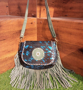 Nueva Llegada de Pelo en Piel Oculta Flecos de Cuero Diseñador Concho Sling Bag Metallic Fur Suede Leather Bag Party Wear Mujeres Sling Bags - Product Image 2