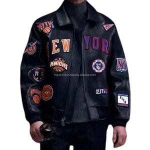 Chaqueta Varsity Premium de Cuero Vintage Teñido y Bordado |   Artículos Deportivos Personalizados Heritage Knicks X Rangers Madison Square - Product Image 3
