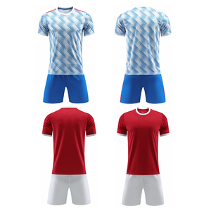 Conjunto de camiseta de fútbol roja para hombre, manga corta, cuello en V, absorbe la humedad, cintura elástica, uniforme deportivo para todas las estaciones - Product Image 6