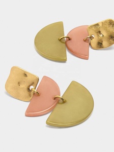 Pendientes Colgantes Hechos a Mano de Resina Acrílica con Imitación de Perla y Diseño Geométrico Circular, Colección de Moda - Product Image 4