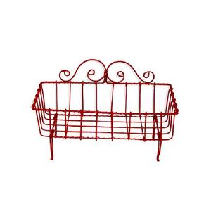 Cesta colgante de pared de metal hecha a mano para un estilo interior rústico y una solución práctica de organización y almacenamiento - Product Image 1