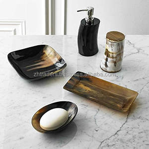 Caja de Pañuelos y Servilletero Rectangular de Cuatro Piezas, Hecho a Mano, Tradicional, de Cuerno de Búfalo Natural de Lujo, Personalizado para Baño - Product Image 1