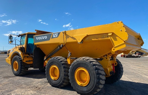 Camion benne Volvo A25E jaune à haute efficacité opérationnelle, garantie 4 ans, boîte de vitesses PLC - Product Image 6