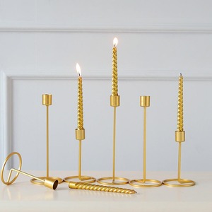 Venta al por Mayor de Portavelas de Hierro Metálico de Lujo, Centro de Mesa Decorativo para Sala de Estar, Disponible a Buen Precio - Product Image 3