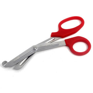 Tijeras para Trauma EMT de 5.5 Pulgadas de Alta Calidad, Mango Rojo, Tijeras Médicas para Vendajes, Acero Inoxidable, Uso Manual, Resistentes, Certificación CE ISO - Product Image 3