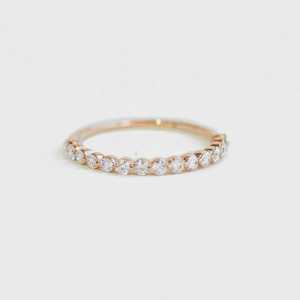 แหวนเพชรทรงกลมเพาะเลี้ยงในห้องปฏิบัติการแบบซ้อนได้ ทองคำแท้ 14K 18K สำหรับวันครบรอบ แหวนแต่งงานหรูหราทันสมัยแบบครึ่งวง ผู้ผลิตแหวนแต่งงาน - Product Image 5