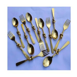 Juego de herramientas para cortar queso para mesa de cocina, tamaño personalizado, juego de cubiertos de latón con acabado chapado en oro - Product Image 1