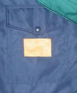 Chaqueta Deportiva Personalizada con Capucha, Logotipo Bordado, Forro de Malla, Cortavientos para Hombre y Mujer - Product Image 3