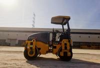 Vente Flash : Compacteur routier vibrant double haute performance 6033E – Puissant, fiable, robuste, avec surveillance à distance