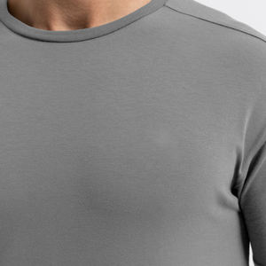 T-shirts pour hommes gris clair, vêtements de marque, manches courtes, logo personnalisé, vente en gros, tissu respirant, col rond, coton, haut de sport pour la musculation - Product Image 3