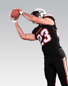 Tenues de football noir et orange sur mesure, uniforme de football américain, tissu respirant, maillots de sport de haute qualité - Product Image 3